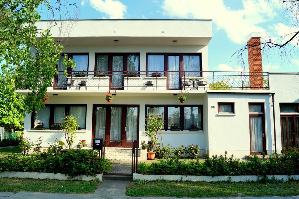 Sophie'S Guesthouse Siófok Zewnętrze zdjęcie